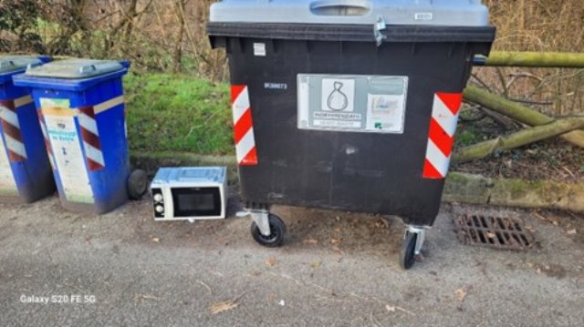 rifiuti abbandonati