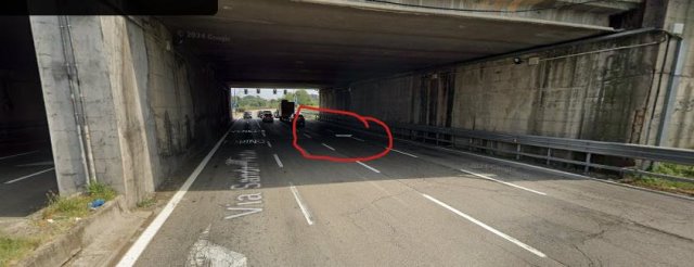 Segnalazione urgente di pericolo stradale - Buche in Via Sandro Pertini