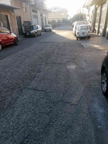 dissesto stradale via vasco pratolini