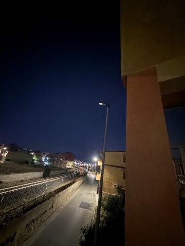 lampada palo illuminazione pubblica